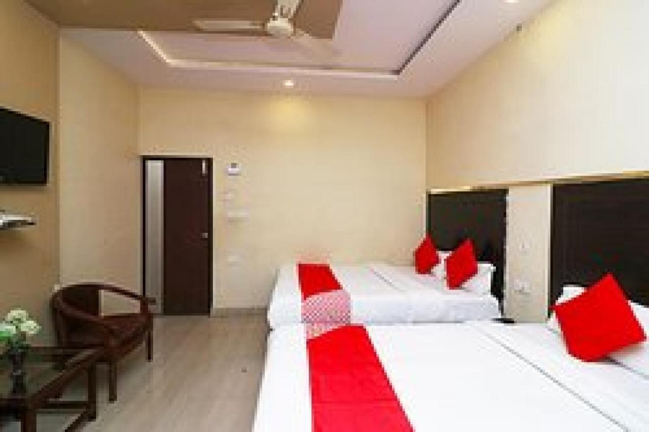 Capital O Hotel Surya Continental Lucknow Zewnętrze zdjęcie