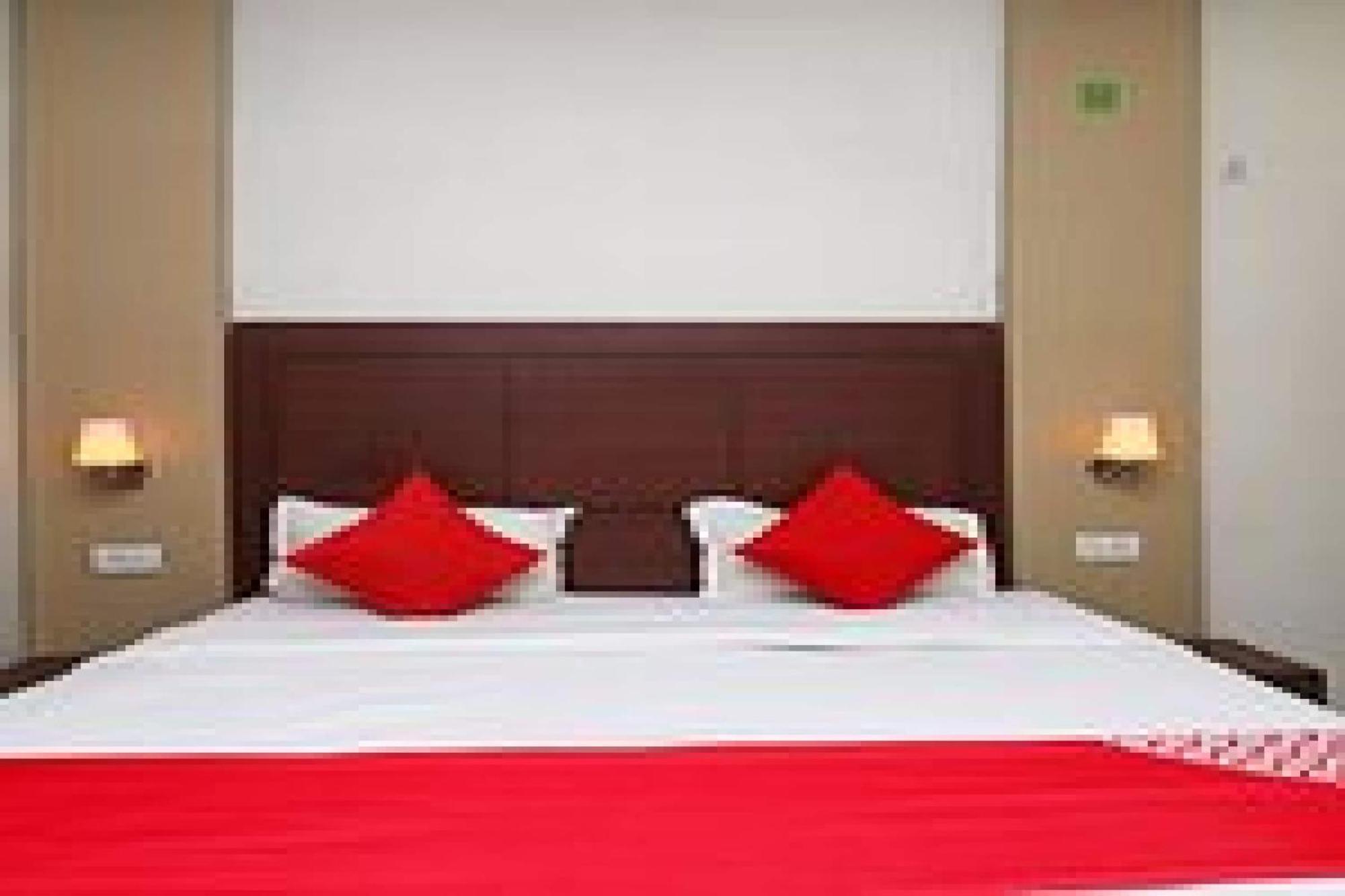 Capital O Hotel Surya Continental Lucknow Zewnętrze zdjęcie